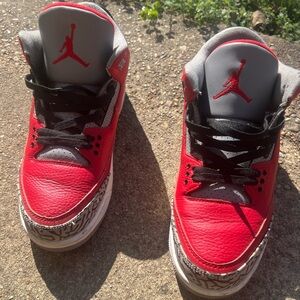 Jordan Retro 3s Unite